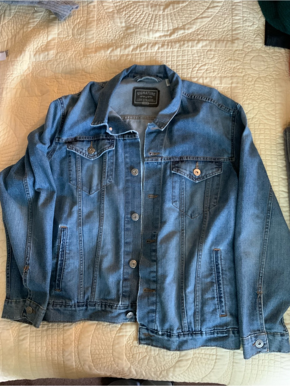 Levi's Women’s Denim Jacket✨